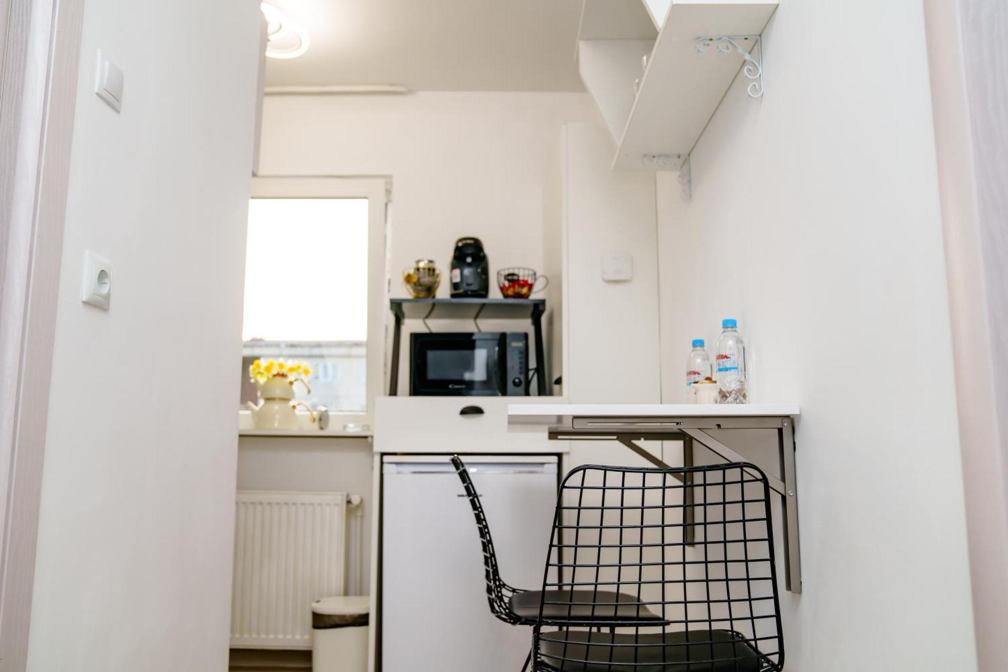 Studio Lounge Apartment Craiova Exterior photo